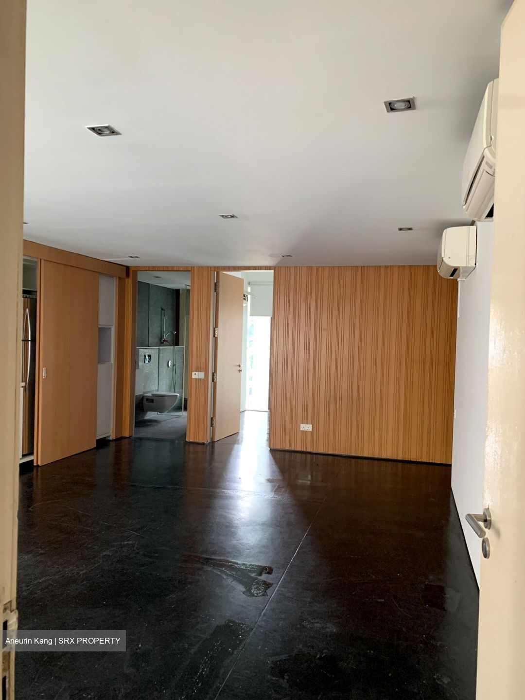 Mohamed Sultan Road (D9), Office #597240611